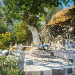 Palaiokastro Traditional House Mandraki (Nisyros)