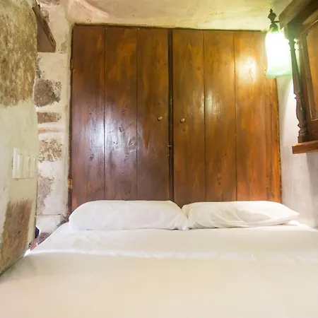 Palaiokastro Traditional House Mandrákion