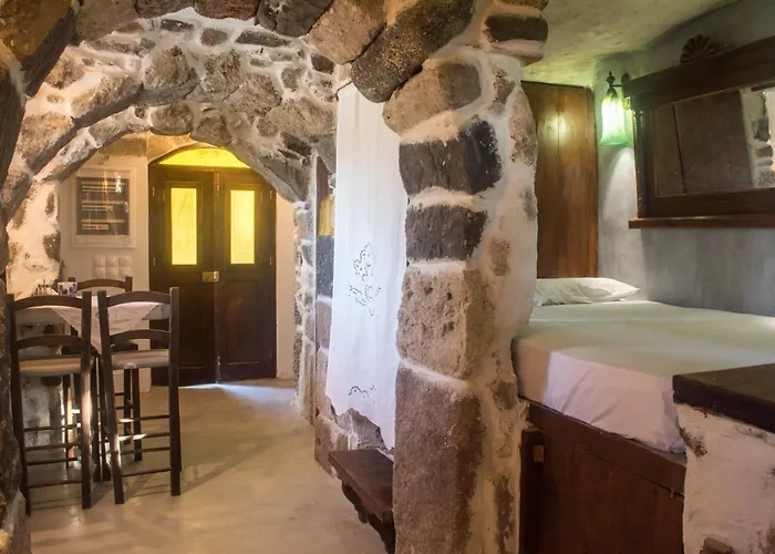 Palaiokastro Traditional House Дом отдыха