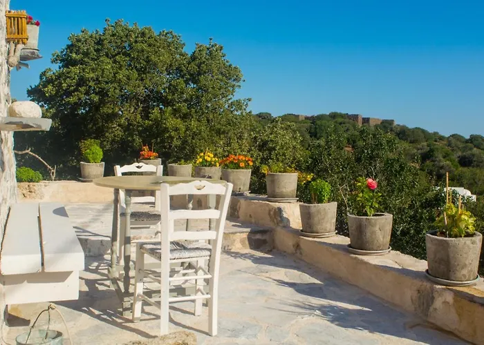 Palaiokastro Traditional House * Mandraki (Nisyros)