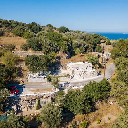 Palaiokastro Traditional House Mandrákion