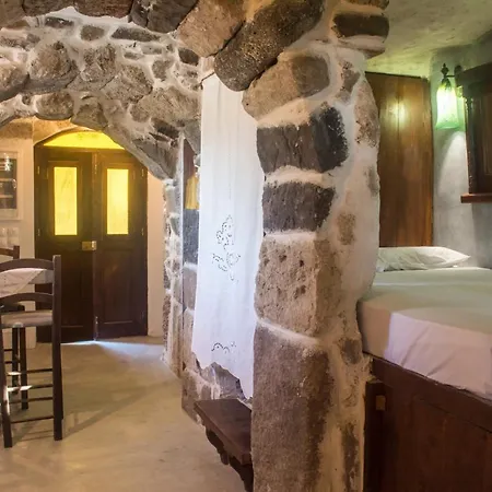 Palaiokastro Traditional House Ferienhaus